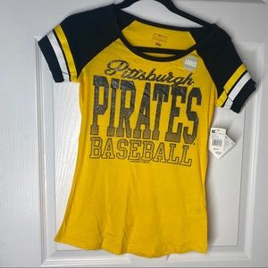 NWT ladies Pittsburgh pirates sports apparel